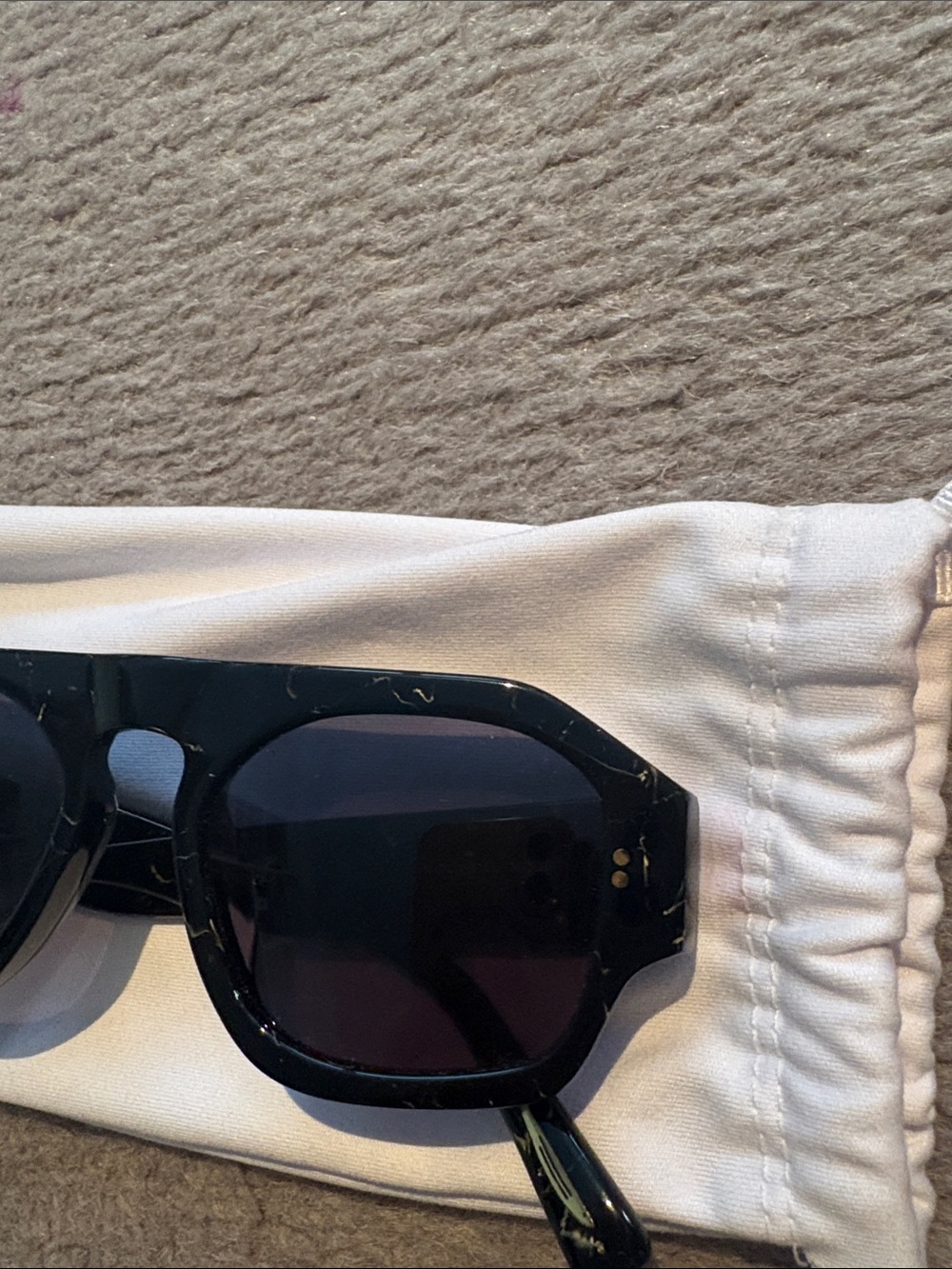 Sardine Louis Nouveau Noir Sunglasses - Picture 10 of 16